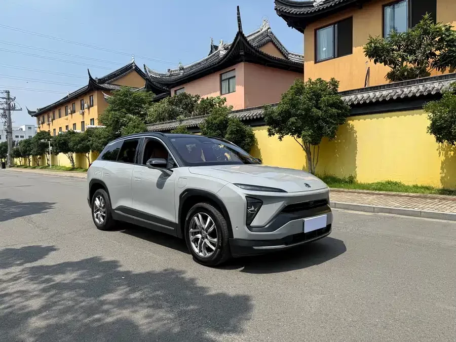 NIO ES6