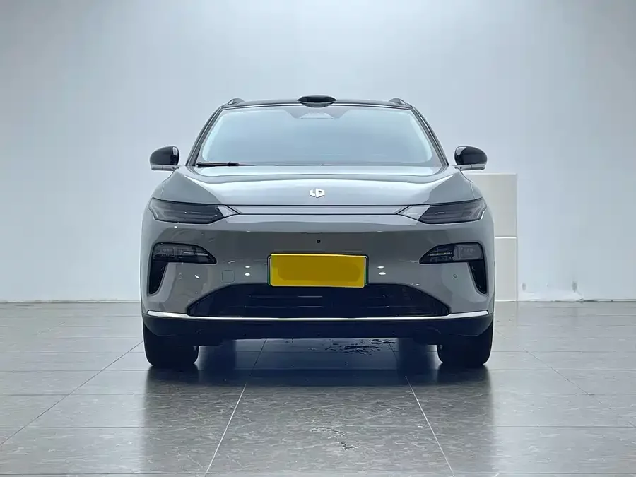 Leapmotor C11
