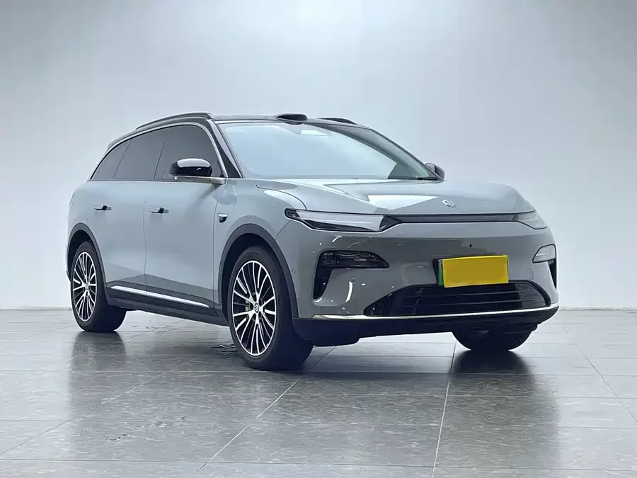 Leapmotor C11