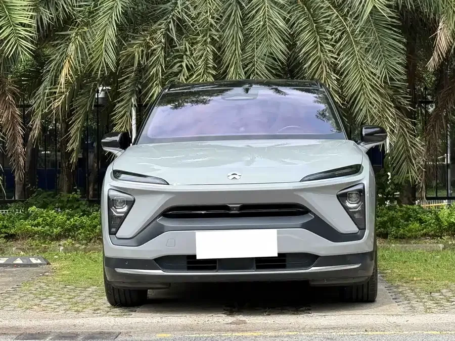 NIO ES6