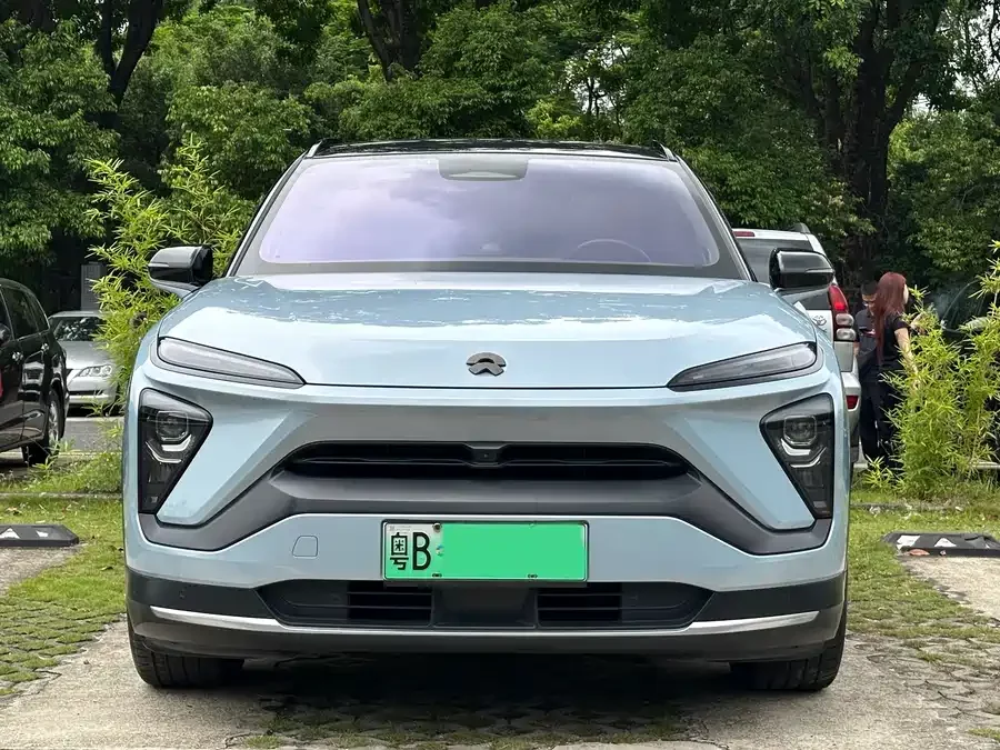 NIO ES6