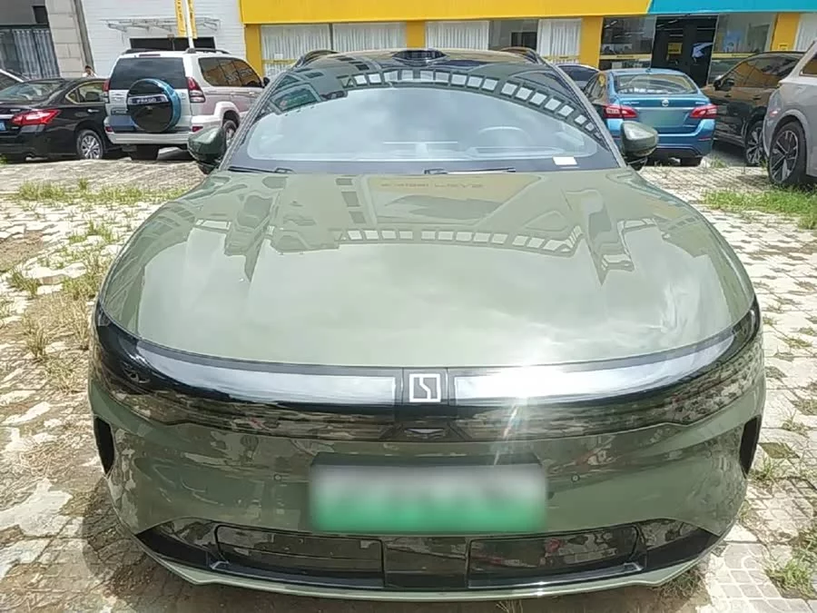 Zeekr 007GT