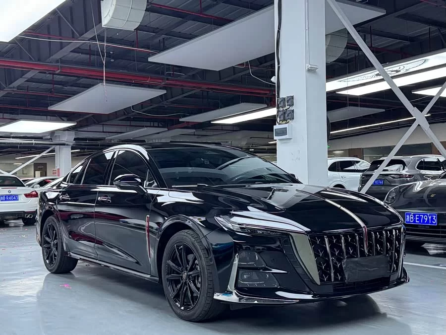 Hongqi H6