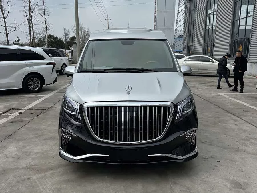 Mercedes Benz Vito