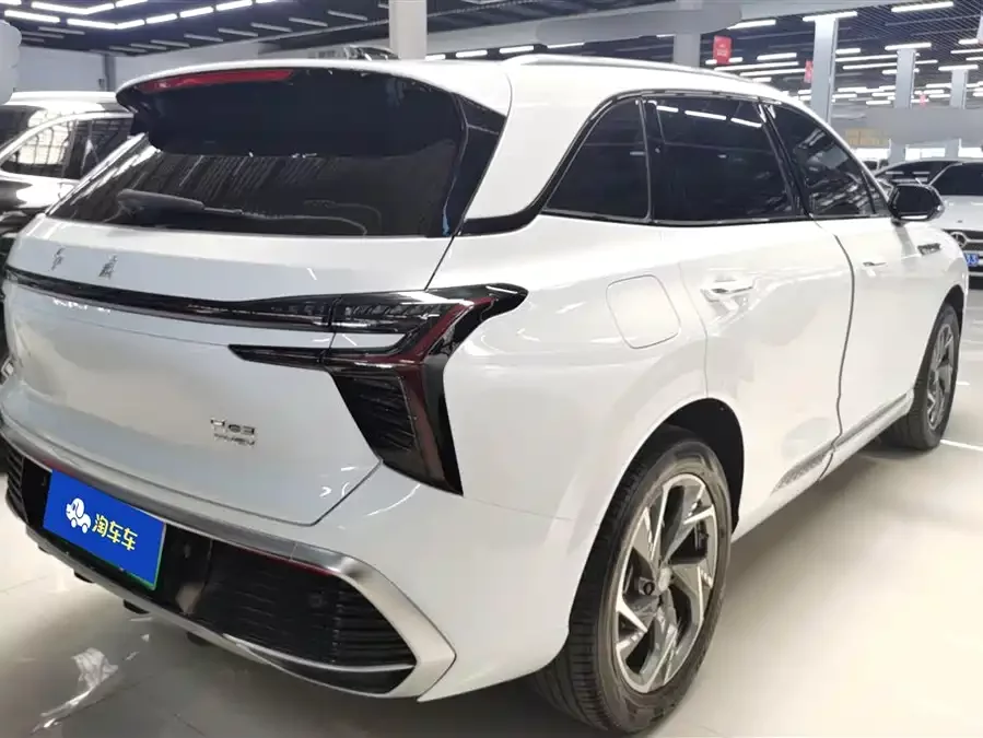 Hongqi HS3 PHEV