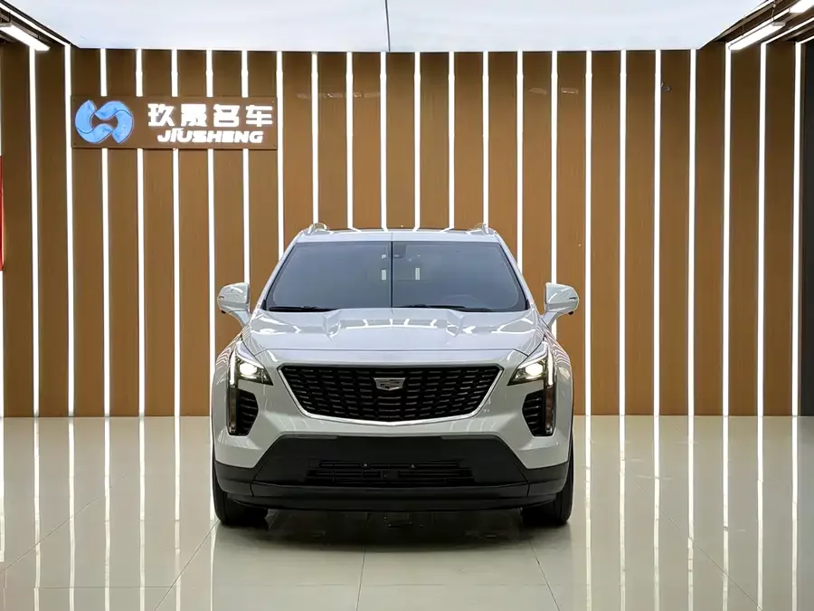 Cadillac XT4