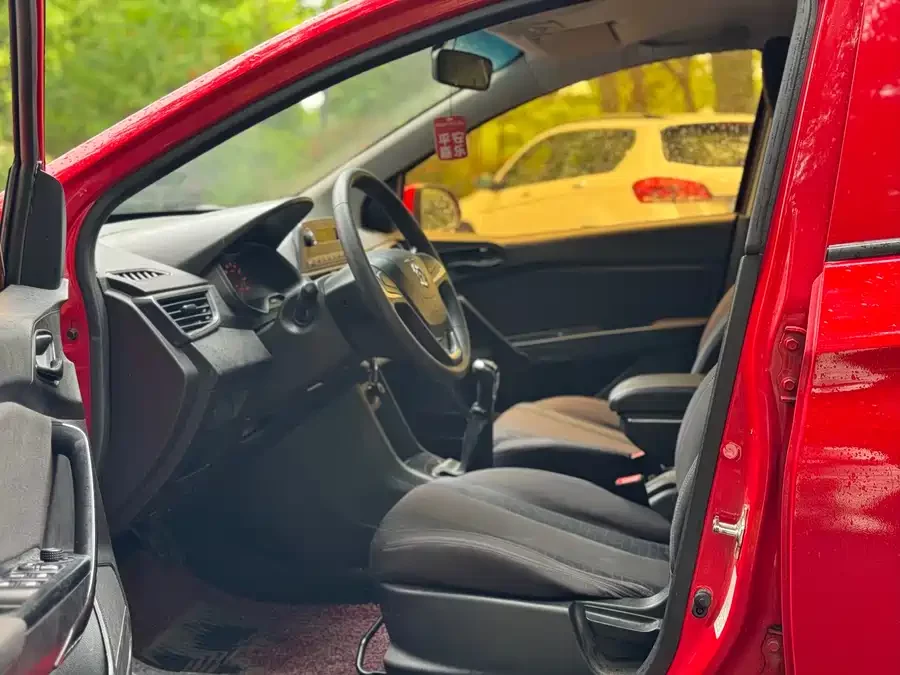 Baojun 310