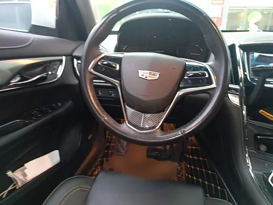 Cadillac ATS-L