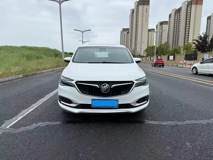 Buick GL6