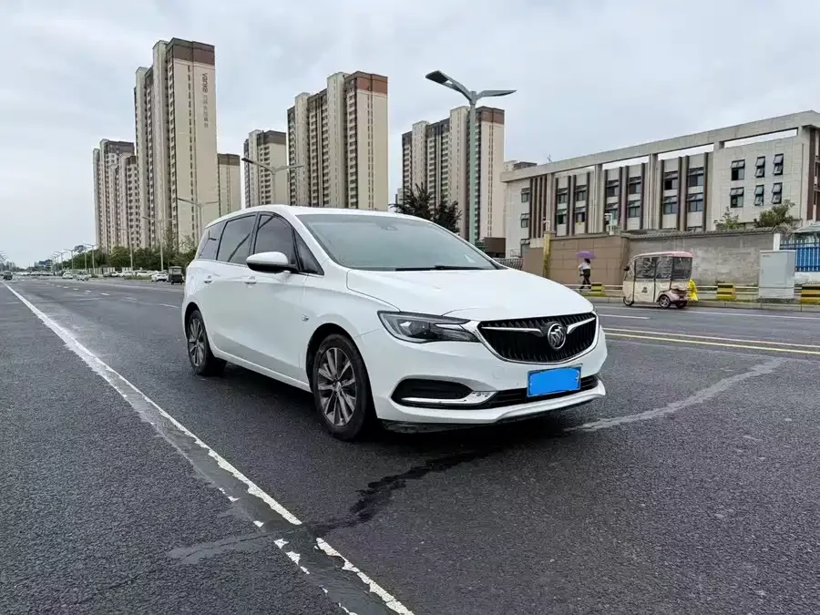 Buick GL6