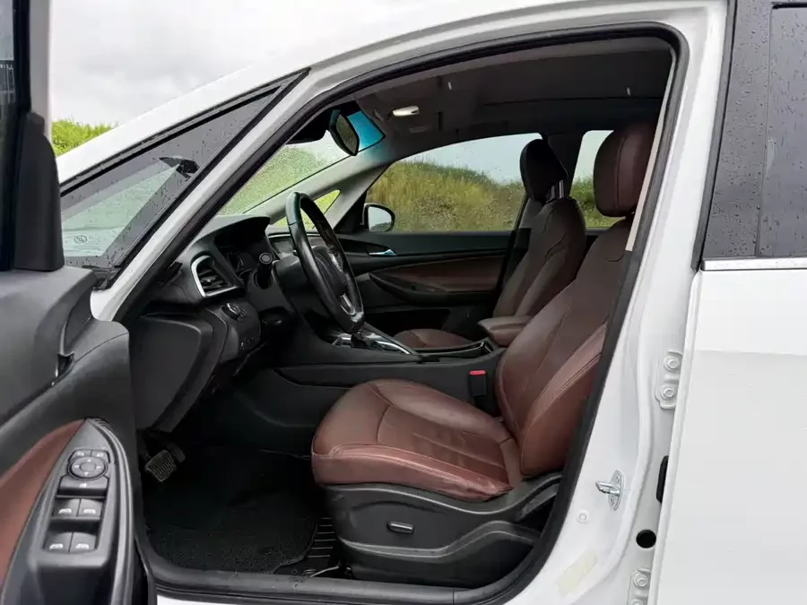 Buick GL6