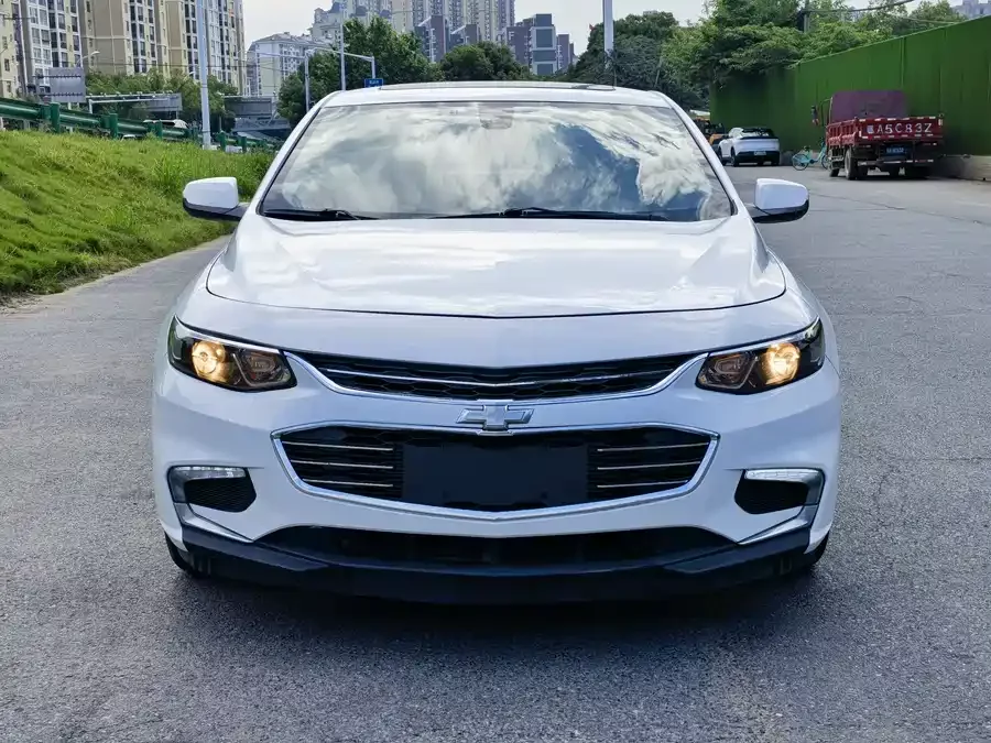 Chevrolet Malibu XL