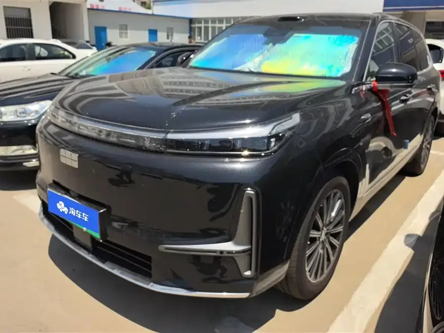 Geely Galaxy M9