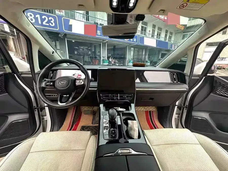 GAC Trumpchi E9