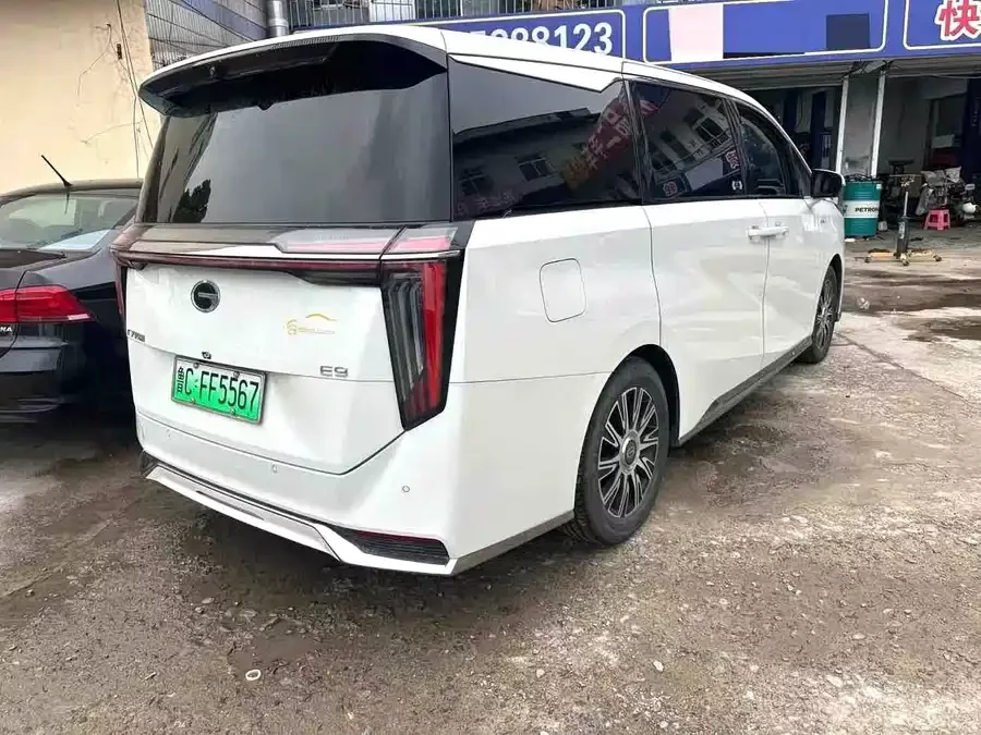 GAC Trumpchi E9