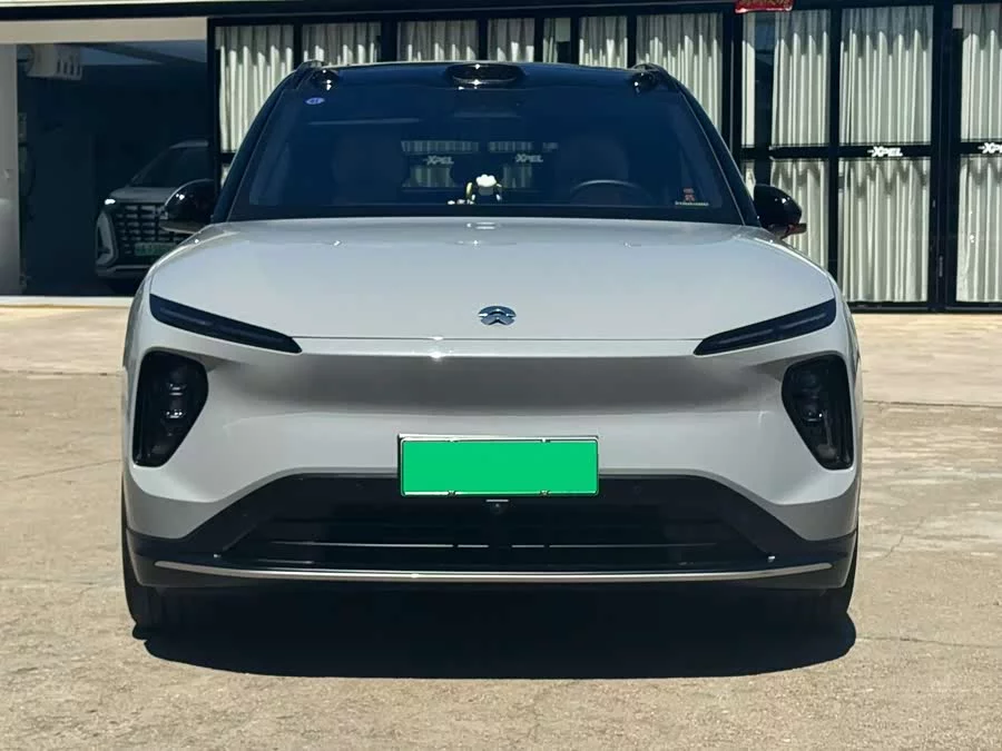 NIO ES6