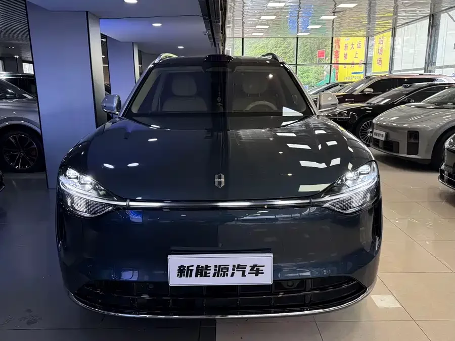 AITO Wenjie M9