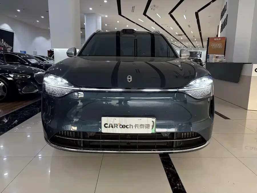 AITO Wenjie M9