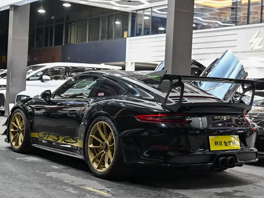 Porsche 911