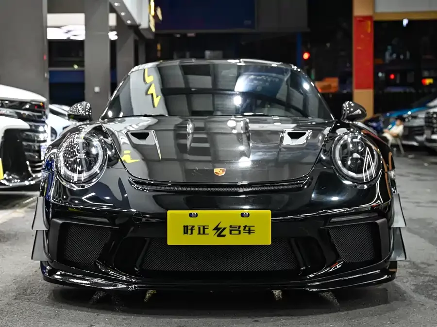 Porsche 911