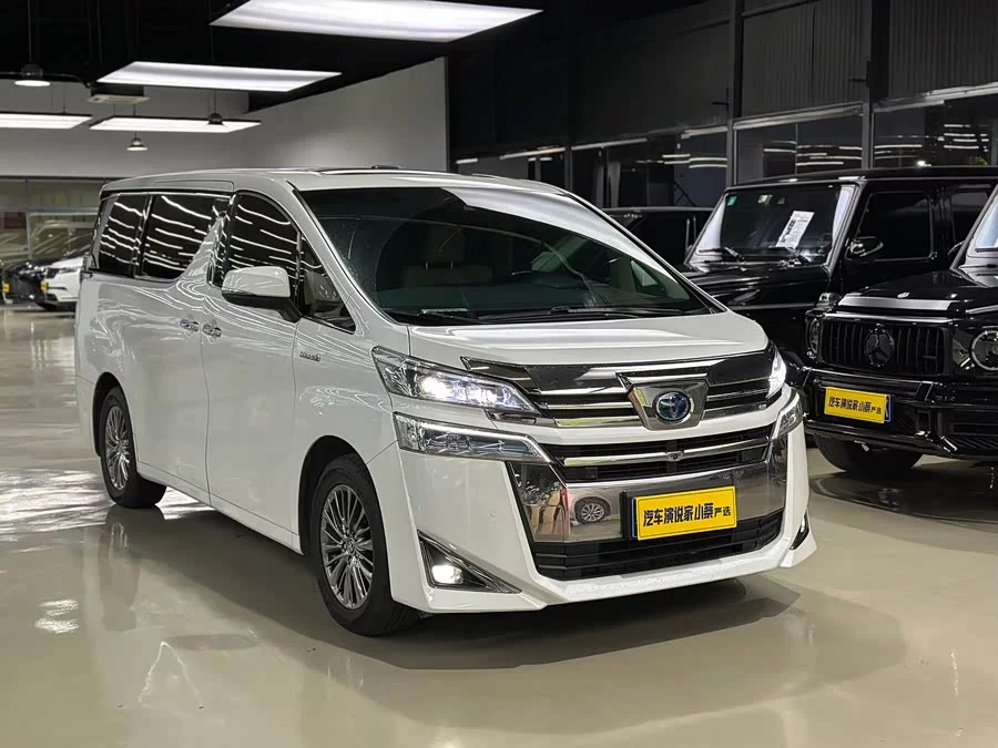 Toyota Crown Vellfire