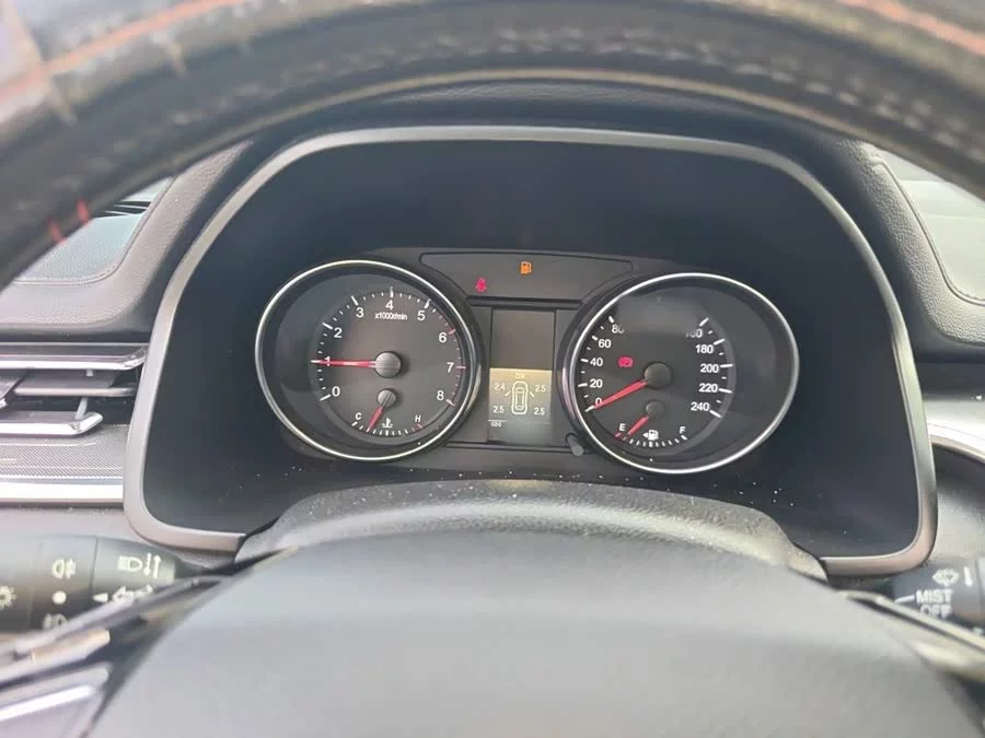 Haval M6