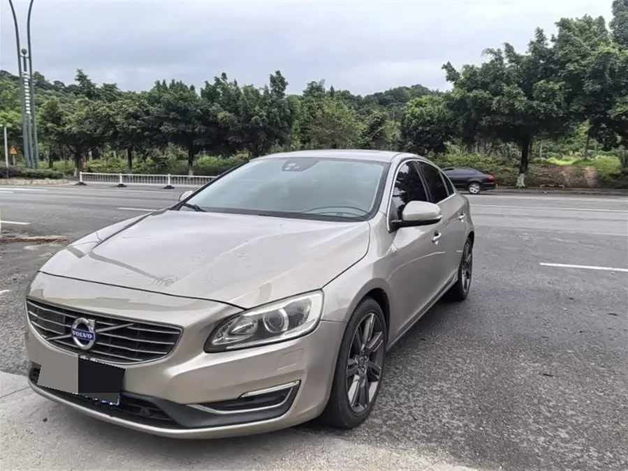 Volvo S60