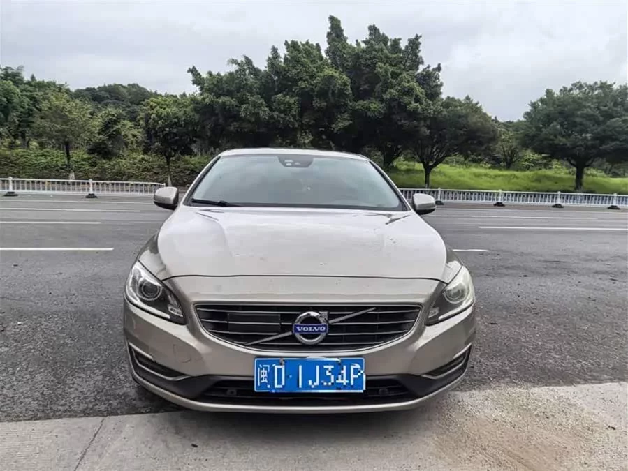 Volvo S60