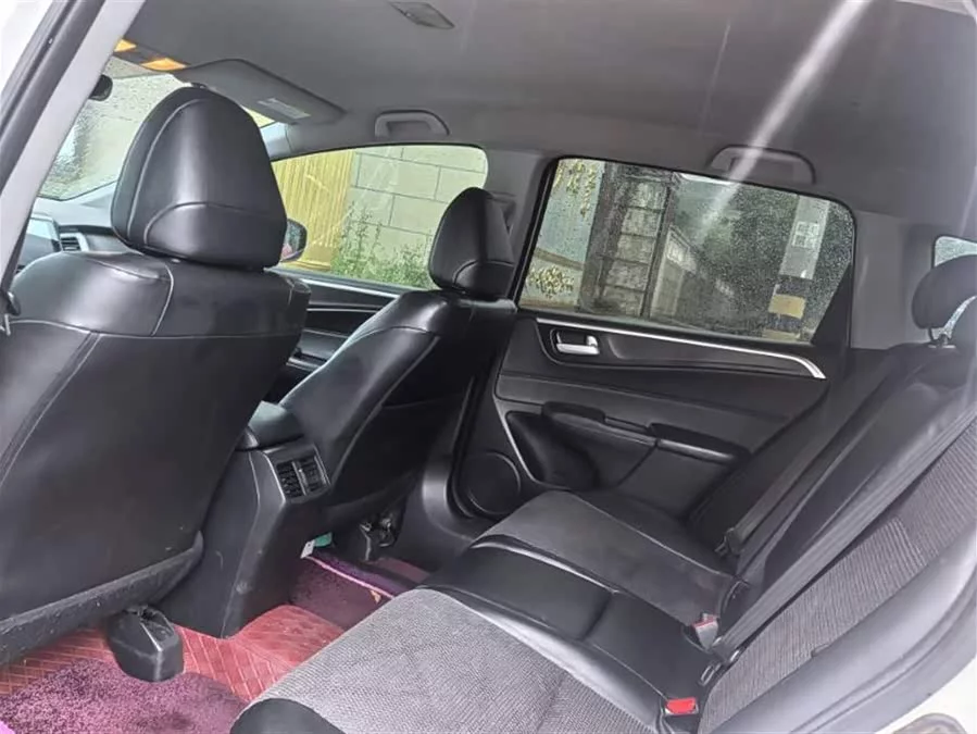 Honda Jade