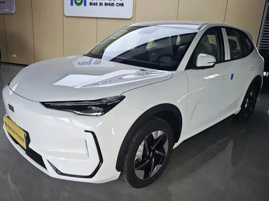 Geely Galaxy E5
