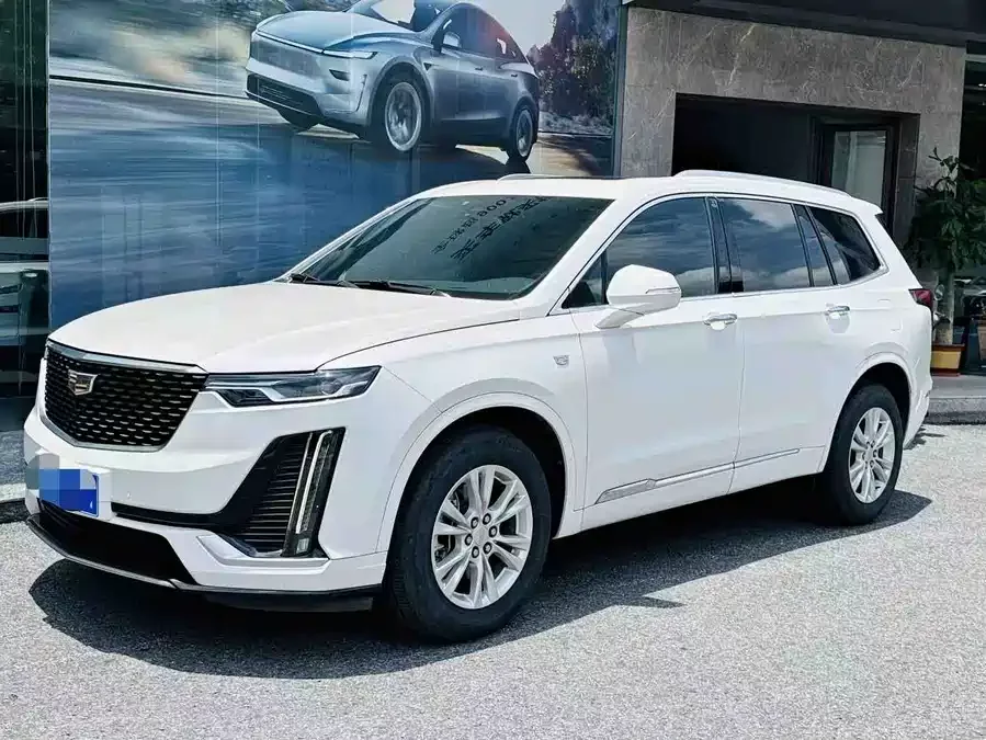 Cadillac XT6