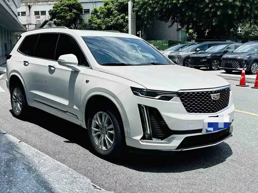 Cadillac XT6