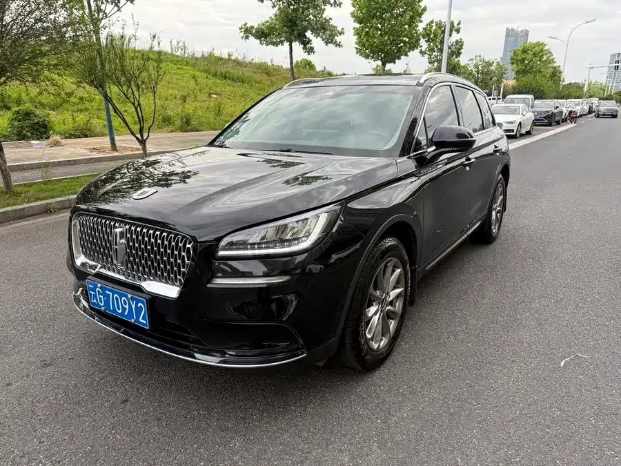 Lincoln Adventurer