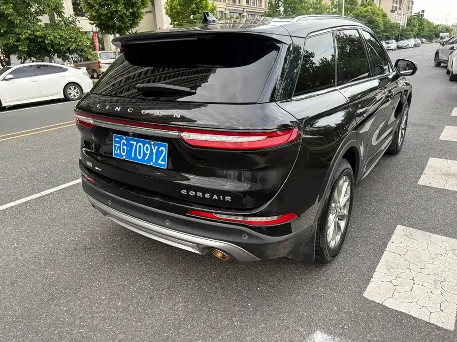 Lincoln Adventurer