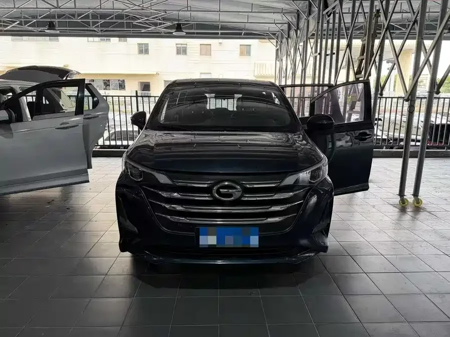 GAC Trumpchi M6