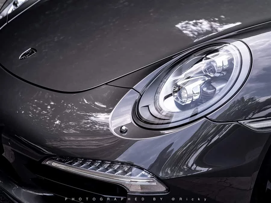 Porsche 911