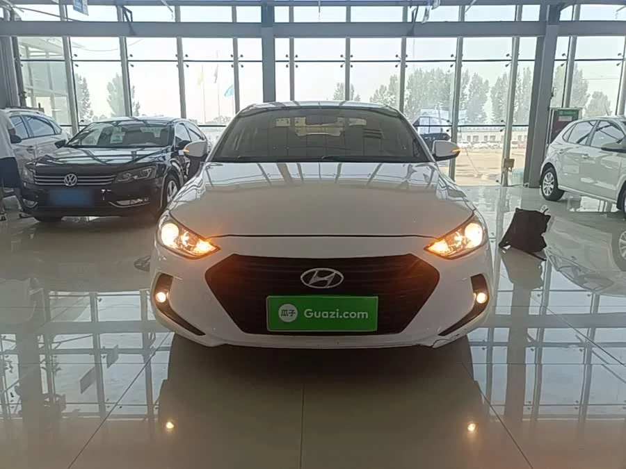 Hyundai elantra