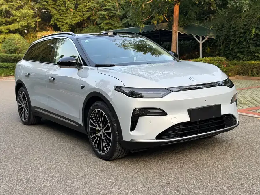 Leapmotor C11