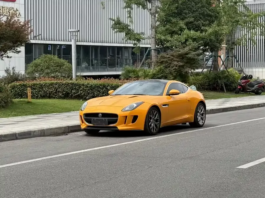 Jaguar F-TYPE