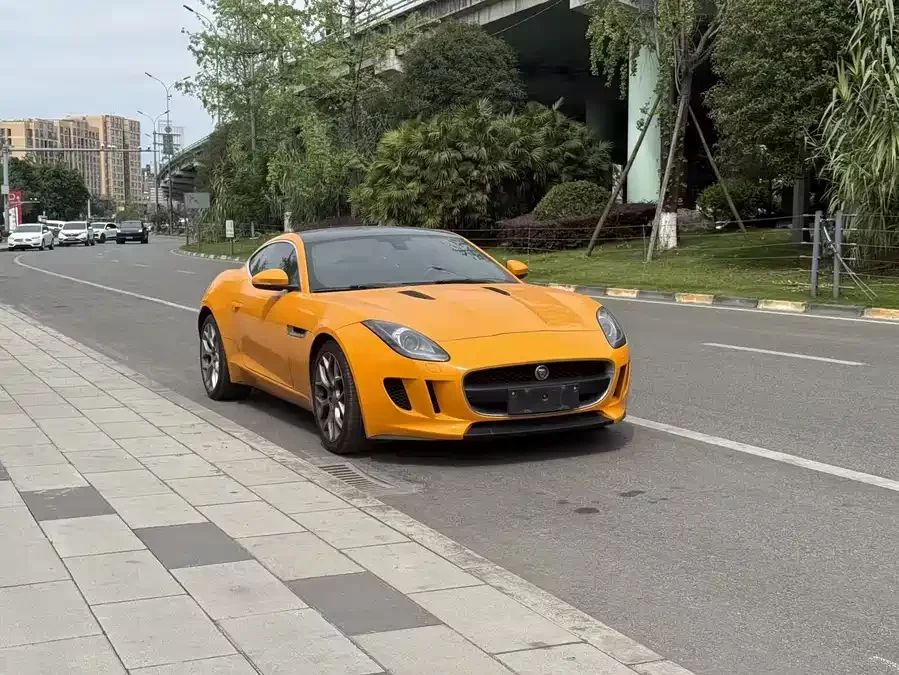 Jaguar F-TYPE