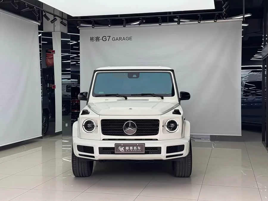 Mercedes Benz G-rated