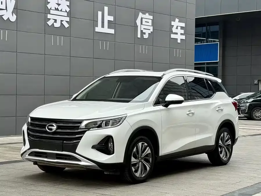 GAC Trumpchi GS4