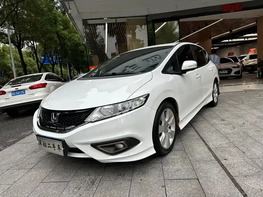 Honda Jade