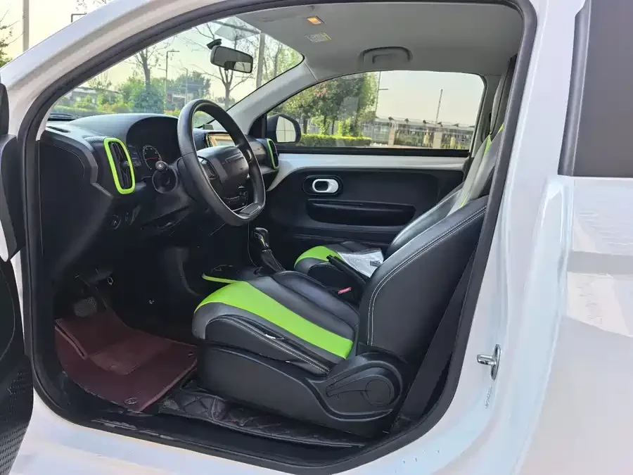 Roewe CLEVER