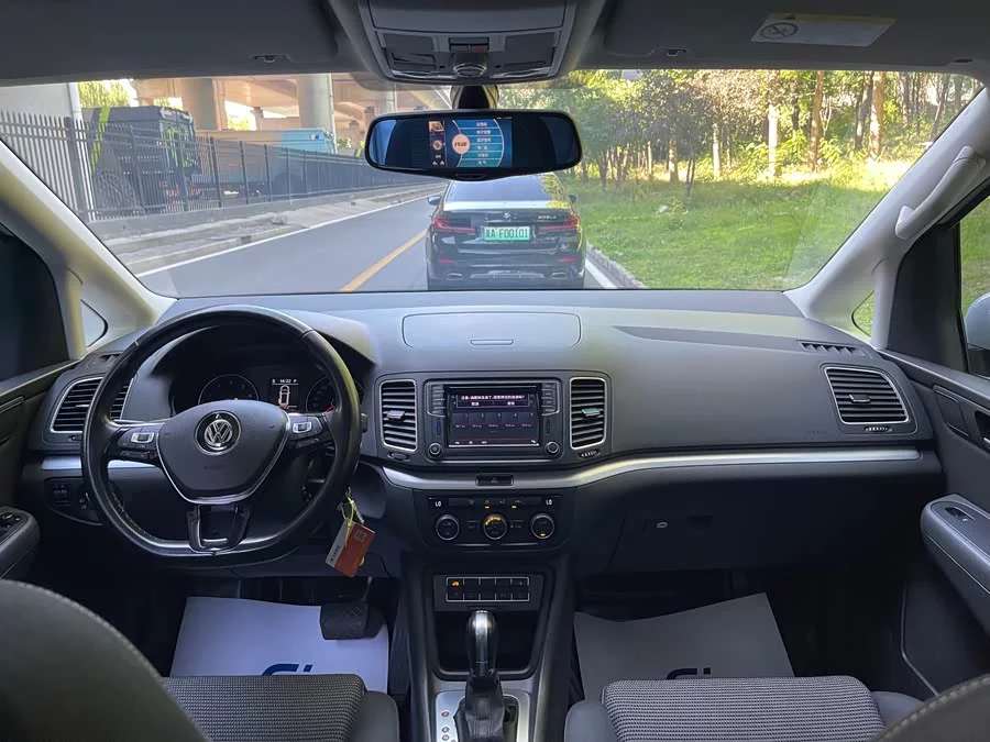 Volkswagen Sharan