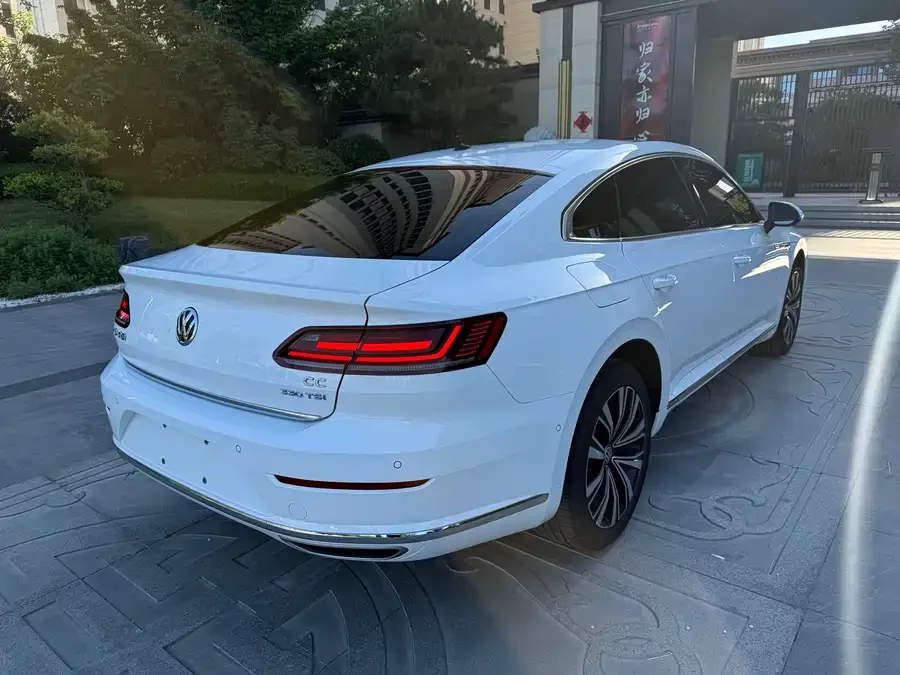 Volkswagen FAW- CC