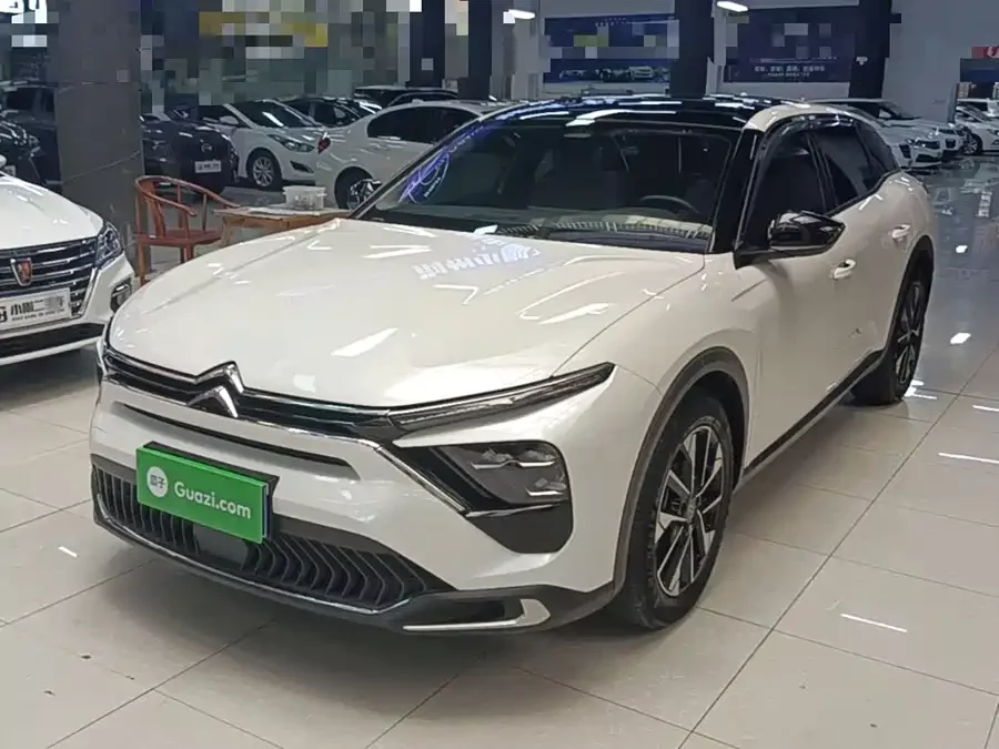 Citroën Versailles C5 X
