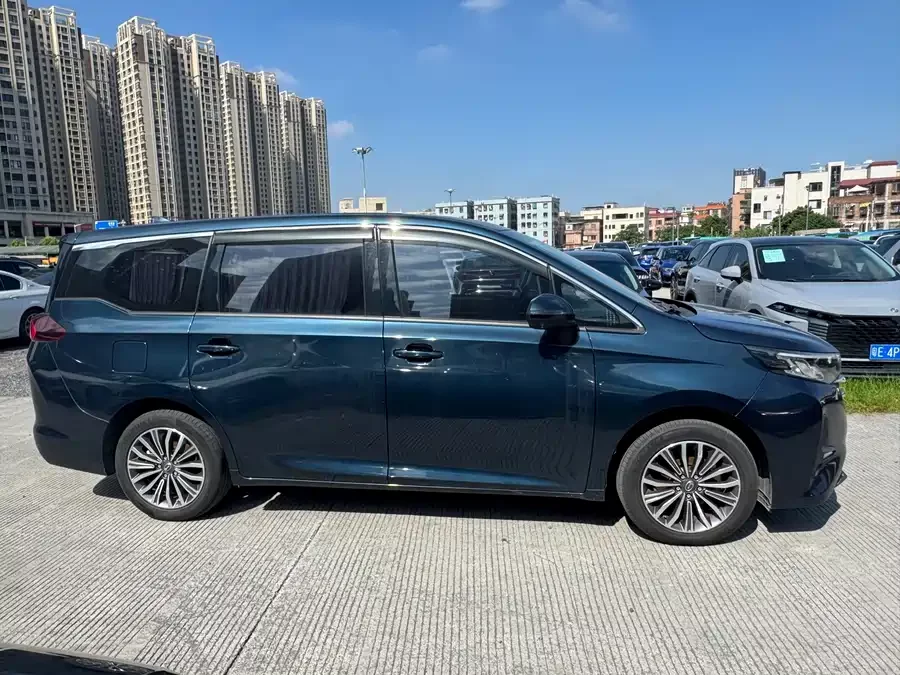 GAC Trumpchi M6
