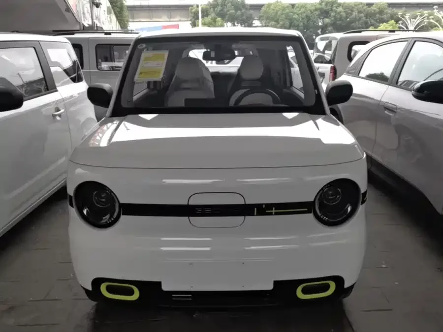 Geely Panda