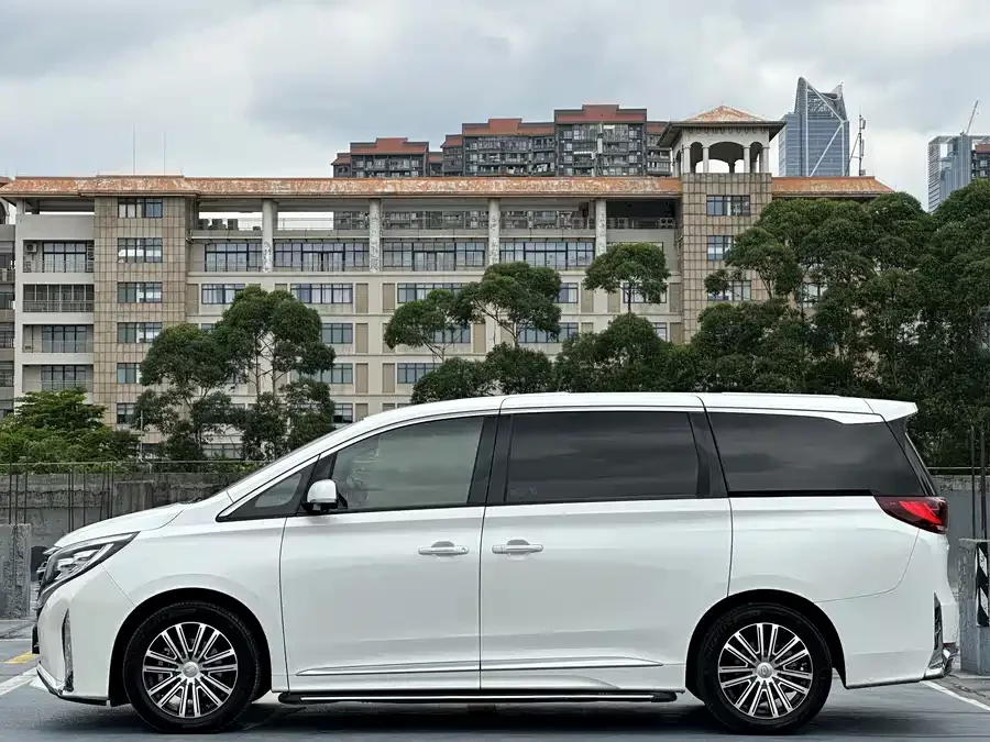 GAC Trumpchi M8